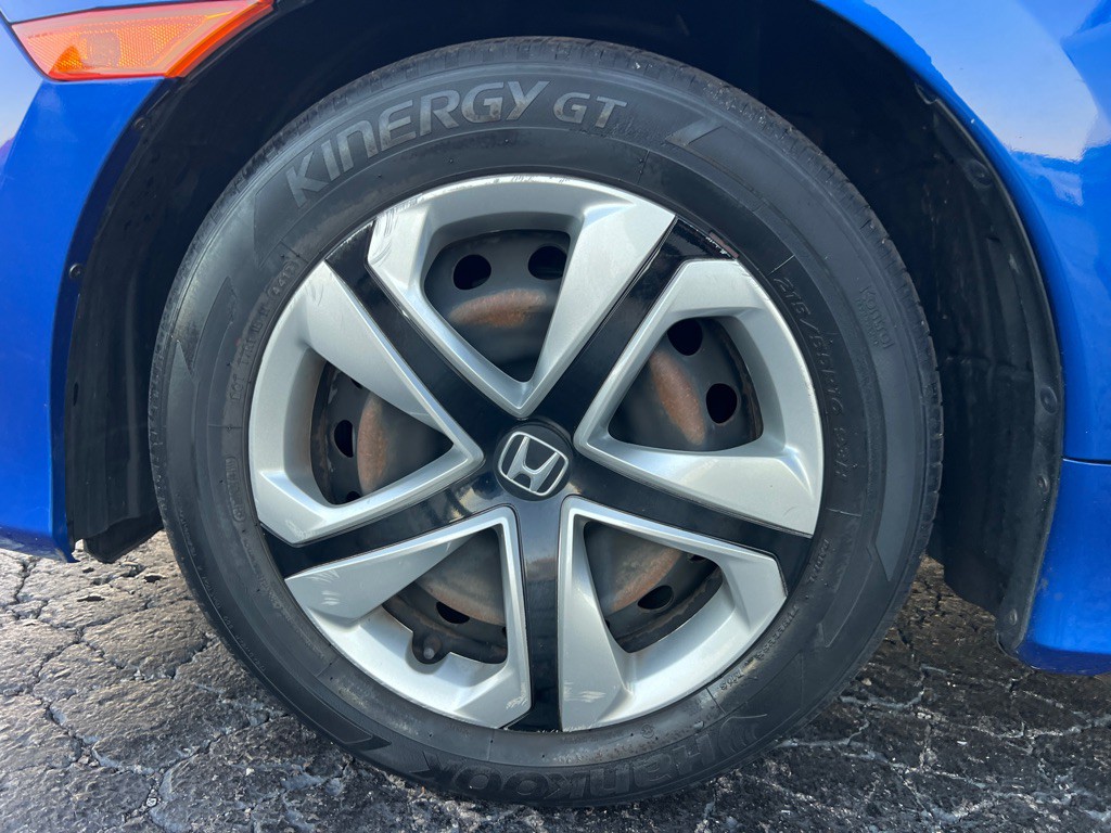 2018 Honda Civic Image 35