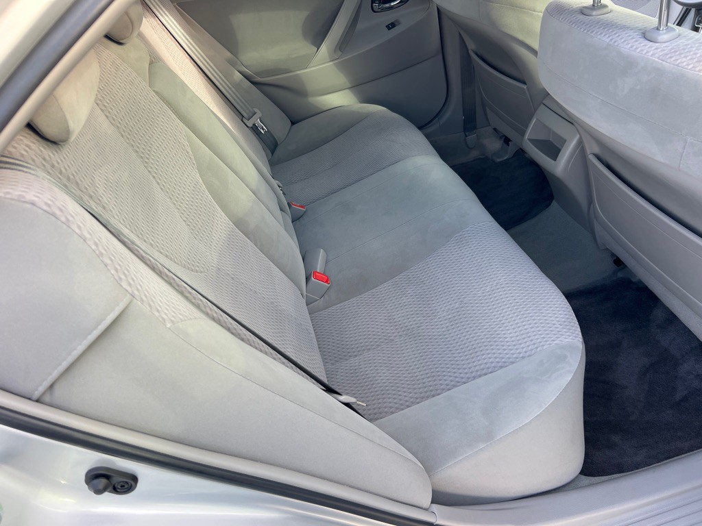2011 Toyota Camry Image 15