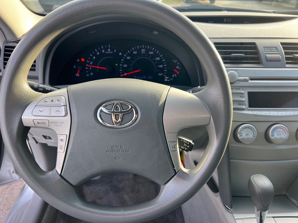 2011 Toyota Camry Image 27