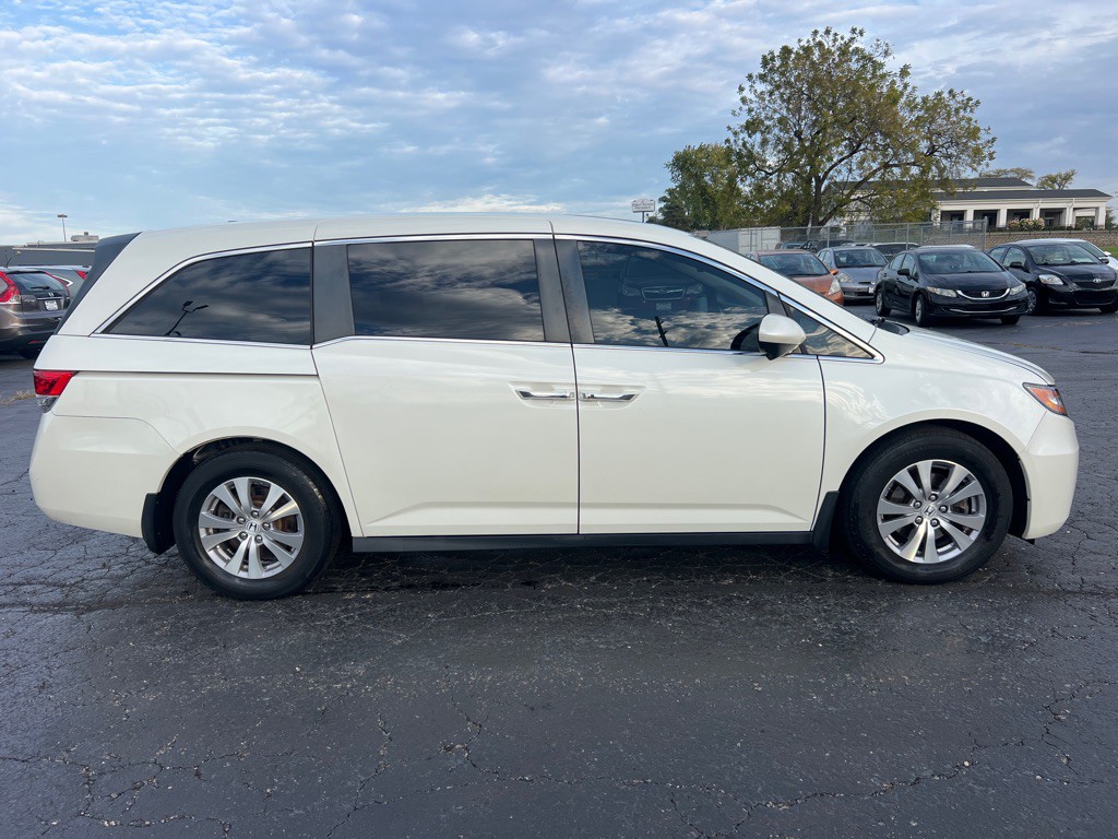 2017 Honda Odyssey Image 8