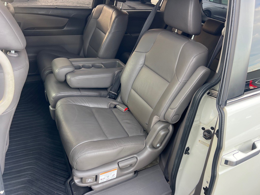 2017 Honda Odyssey Image 13