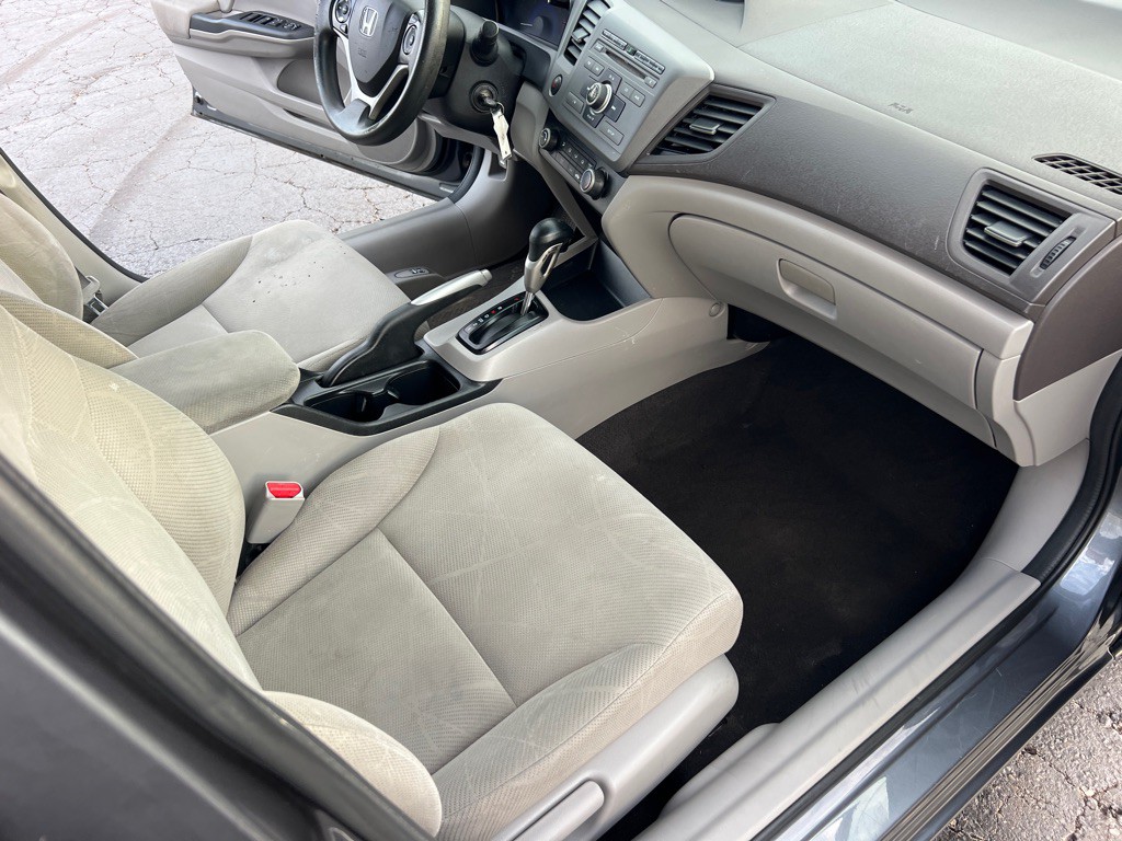 2012 Honda Civic Image 18
