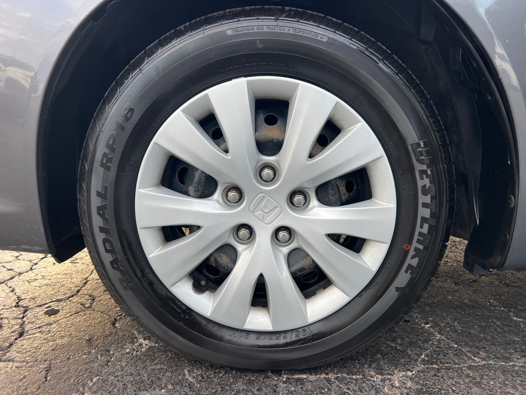 2012 Honda Civic Image 32