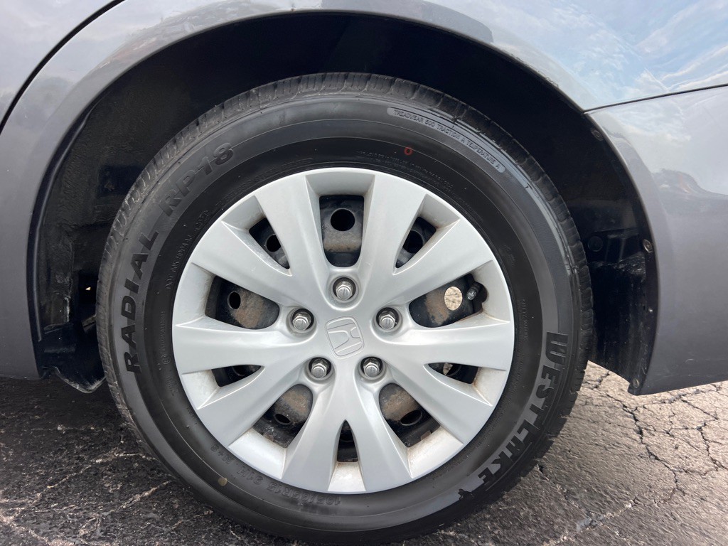 2012 Honda Civic Image 33