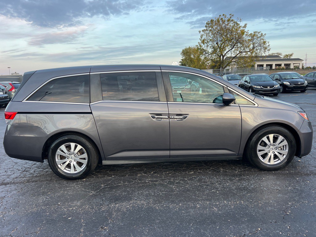 2016 Honda Odyssey Image 8