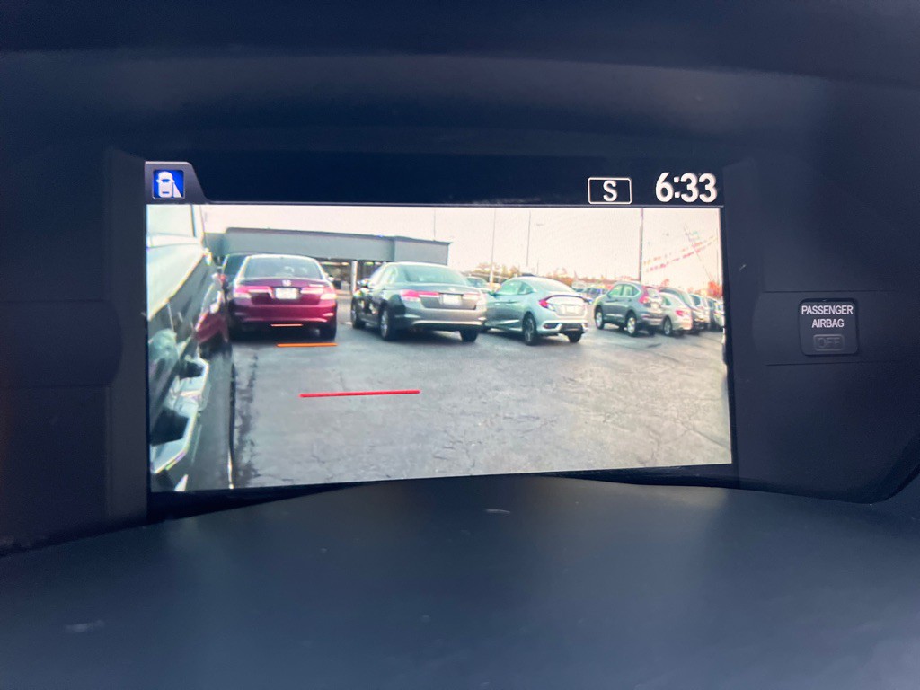 2016 Honda Odyssey Image 30