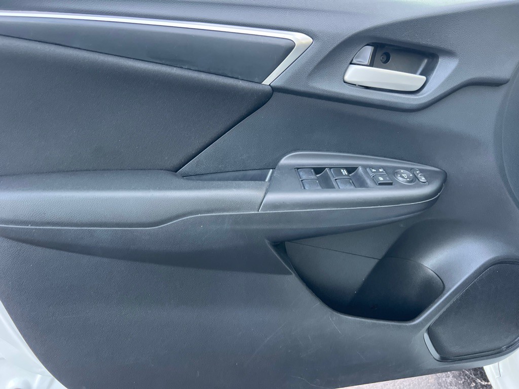 2015 Honda Fit Image 10