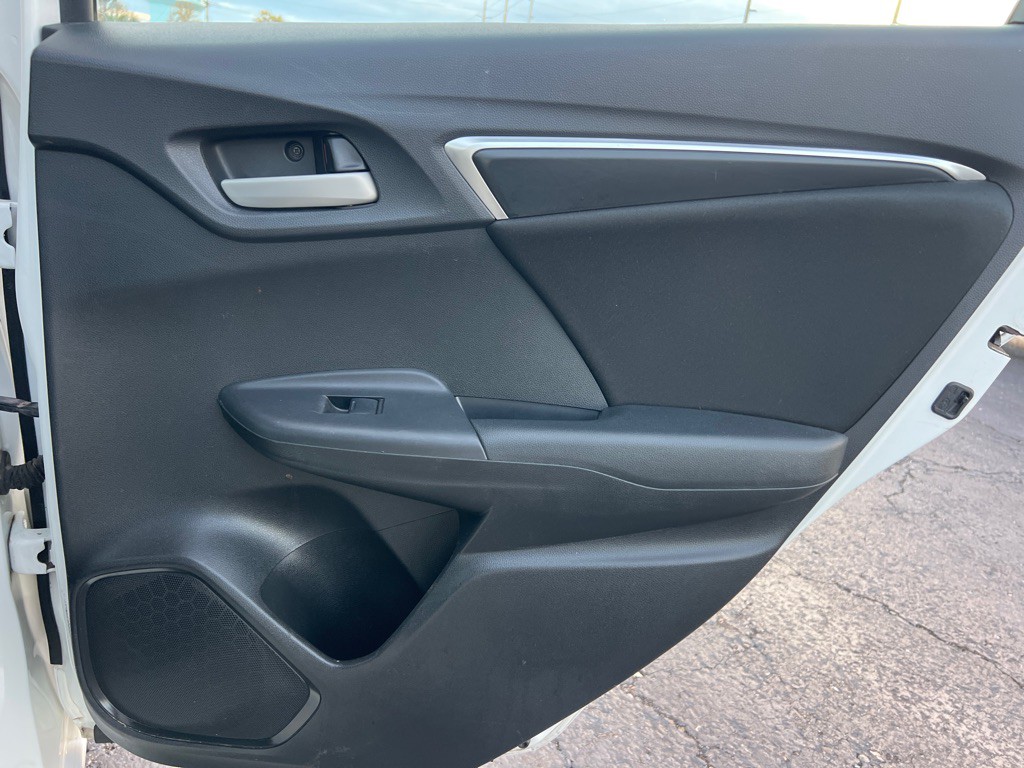 2015 Honda Fit Image 14