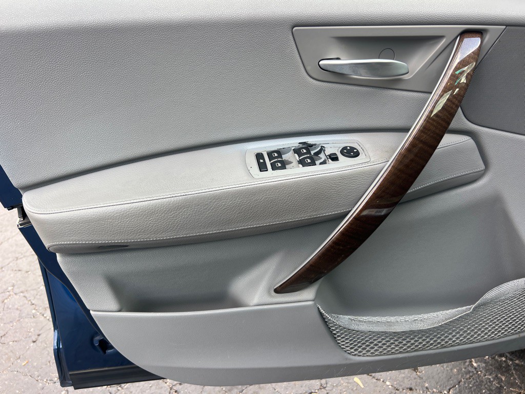 2006 BMW X3 Image 10