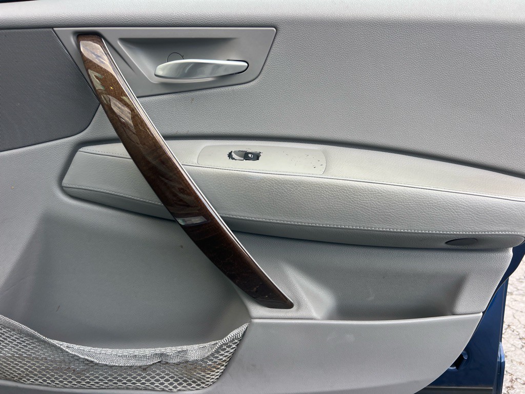 2006 BMW X3 Image 18