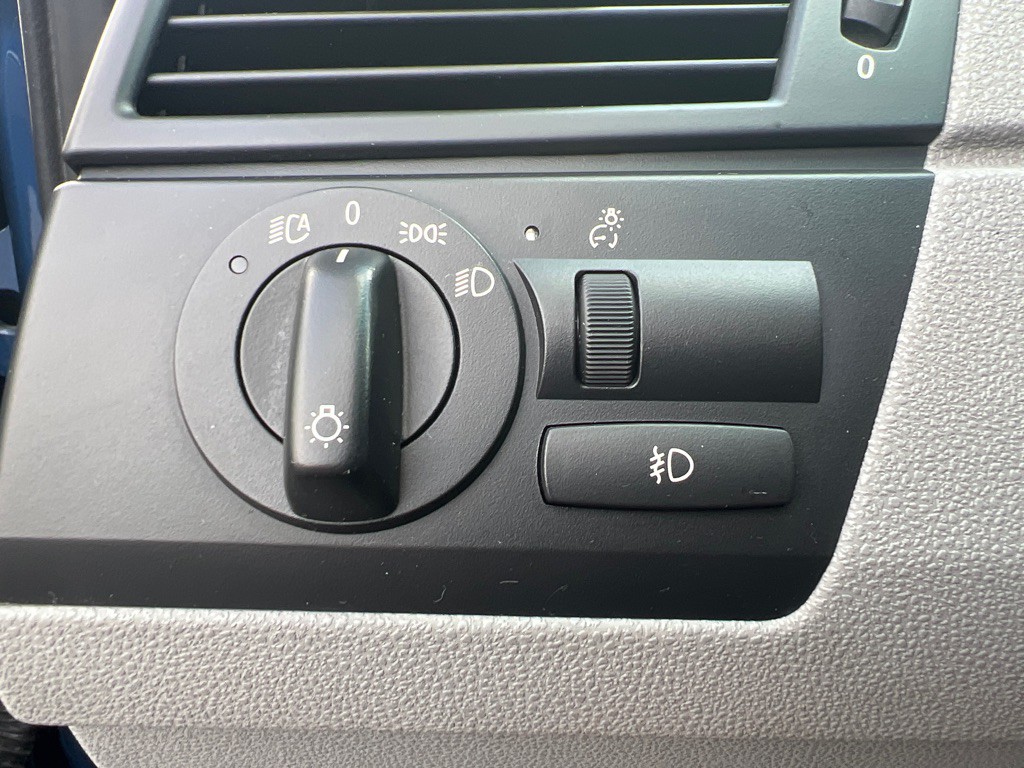 2006 BMW X3 Image 26