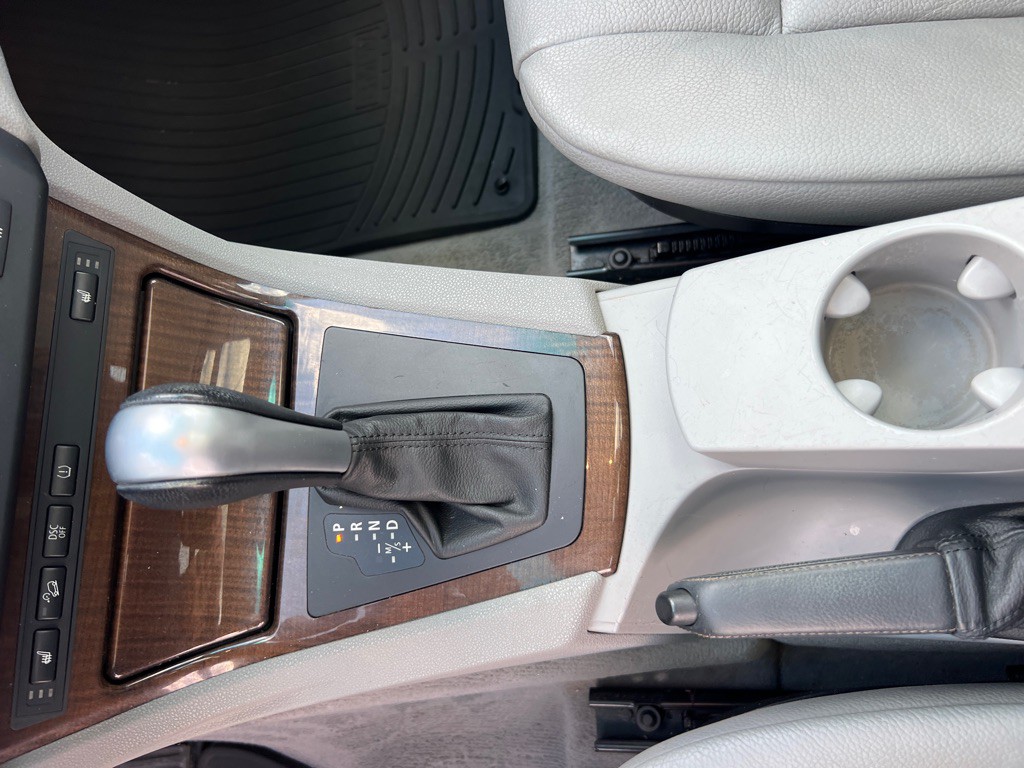 2006 BMW X3 Image 32