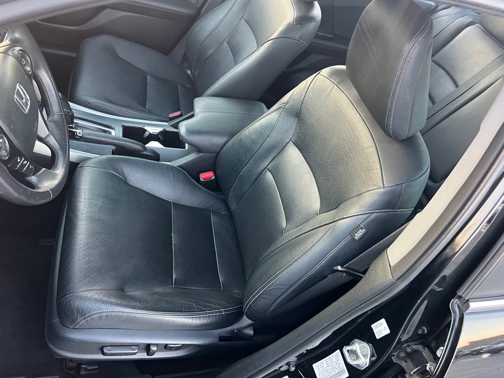 2013 Honda Accord Image 12