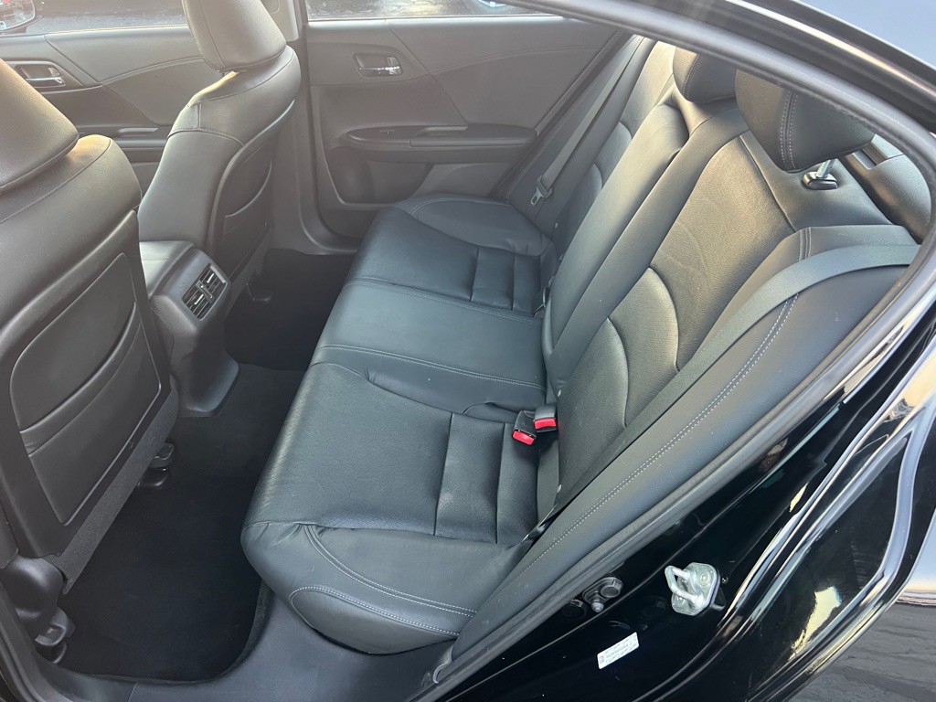 2013 Honda Accord Image 14