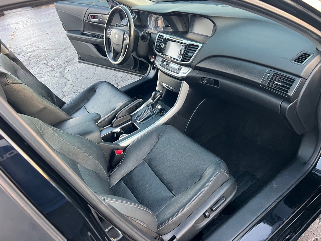 2013 Honda Accord Image 19