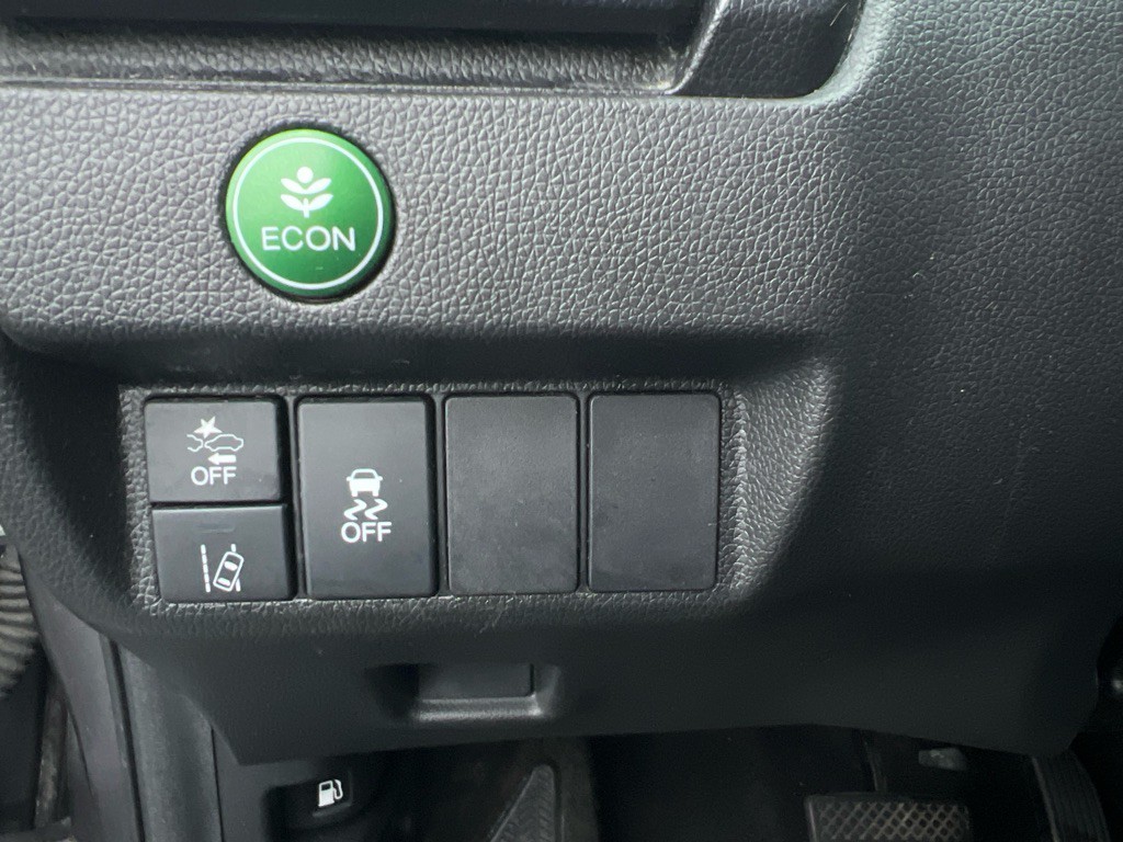 2018 Honda Fit Image 25