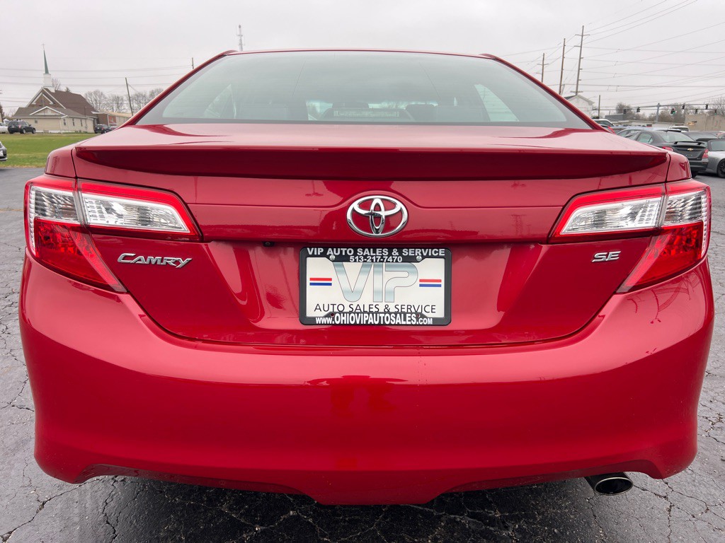 2014 Toyota Camry Image 6