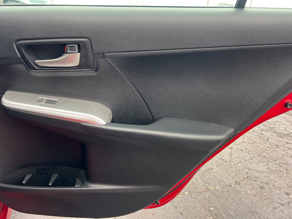 2014 Toyota Camry Image 14