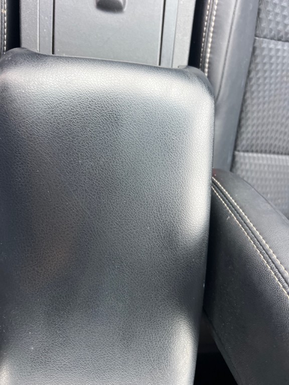 2014 Toyota Camry Image 33