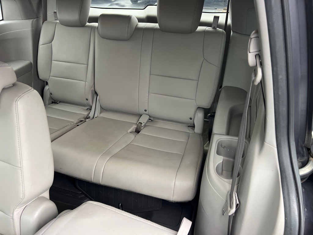 2016 Honda Odyssey Image 14
