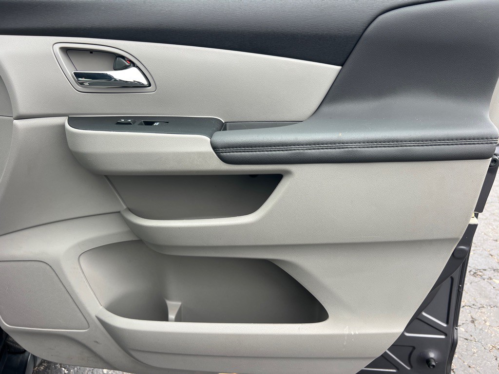 2016 Honda Odyssey Image 19