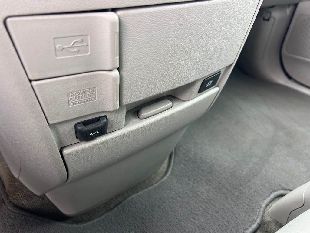 2016 Honda Odyssey Image 36