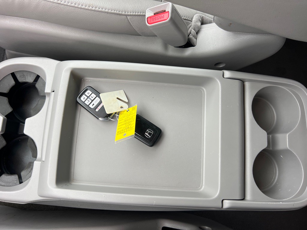 2016 Honda Odyssey Image 37