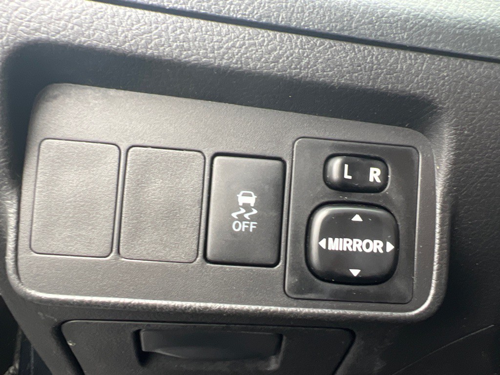 2010 Toyota Corolla Image 24