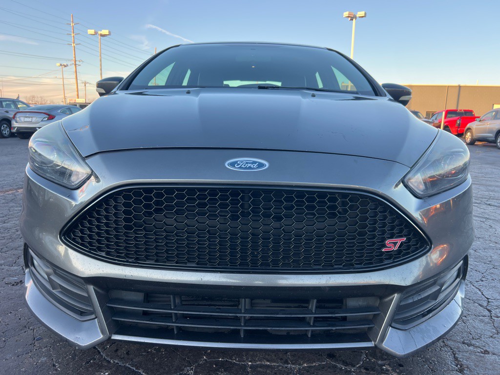 2017 Ford Focus Image 2