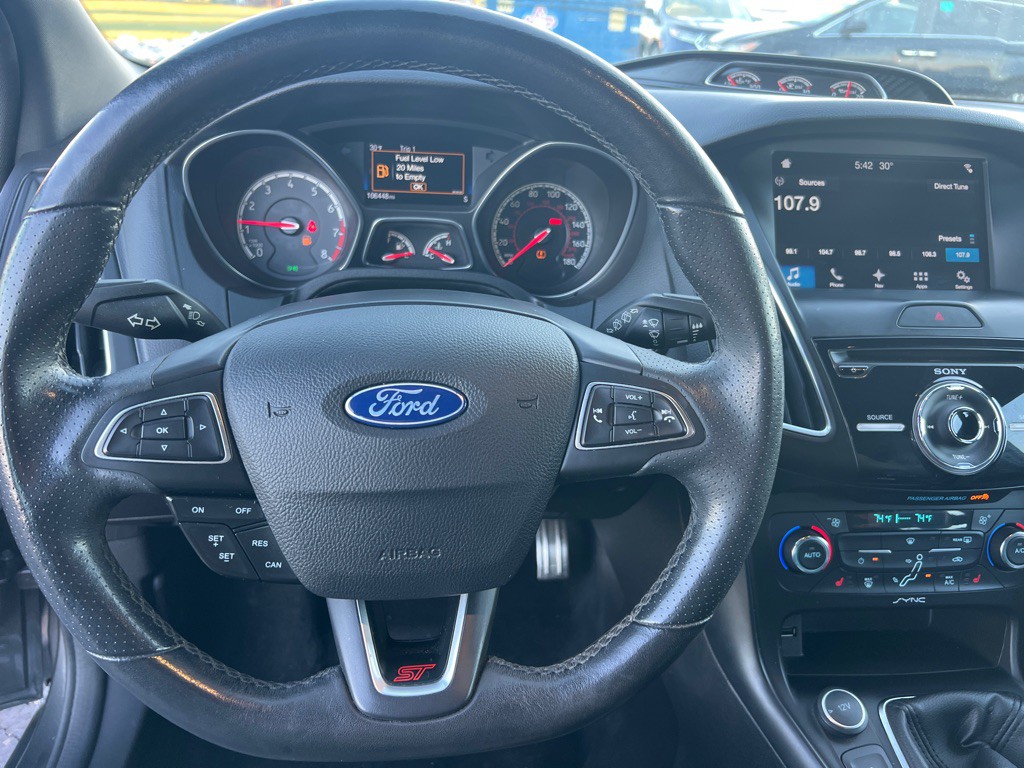 2017 Ford Focus Image 27