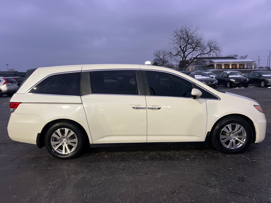 2016 Honda Odyssey Image 8