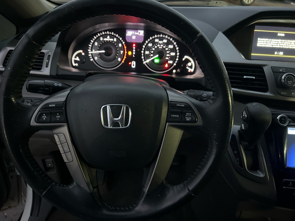 2016 Honda Odyssey Image 30