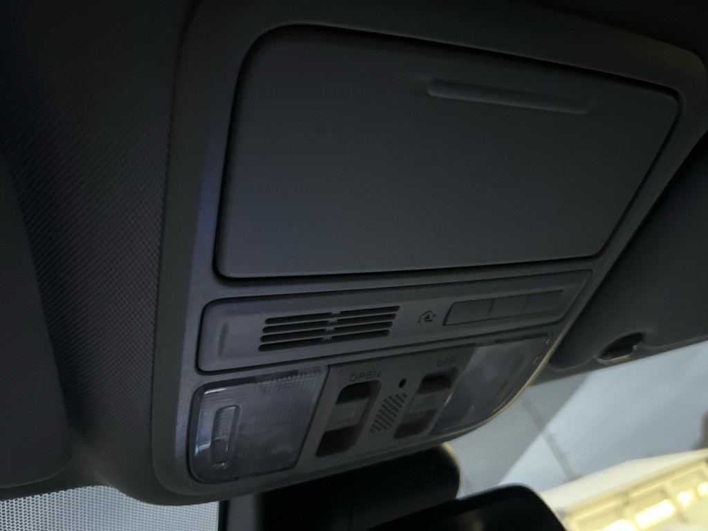 2016 Honda Odyssey Image 39