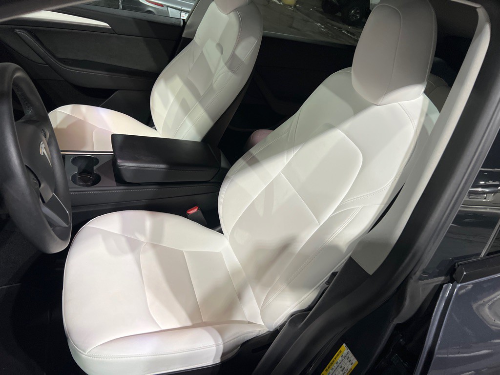 2023 Tesla Model Y Image 11