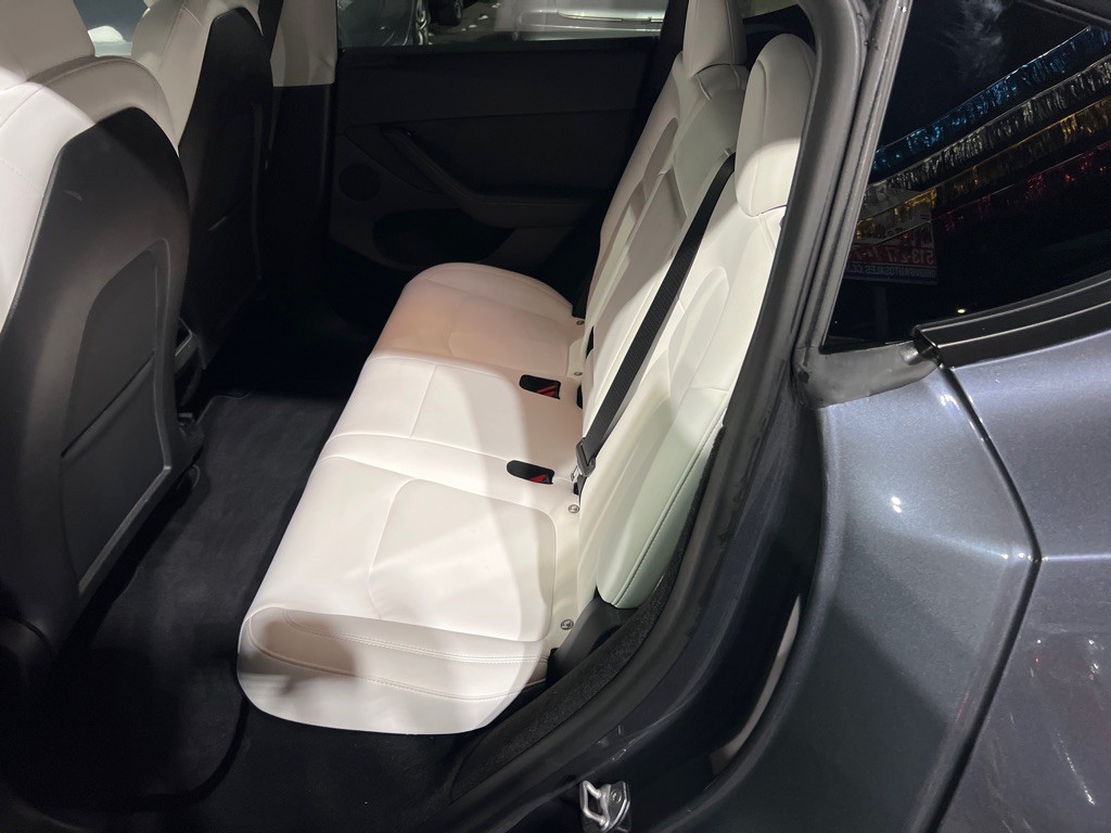 2023 Tesla Model Y Image 13