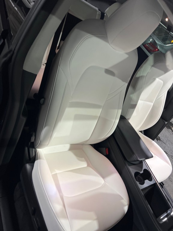 2023 Tesla Model Y Image 20