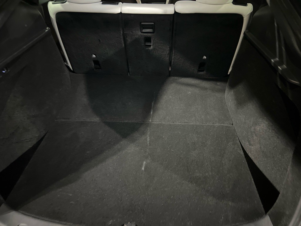 2023 Tesla Model Y Image 22