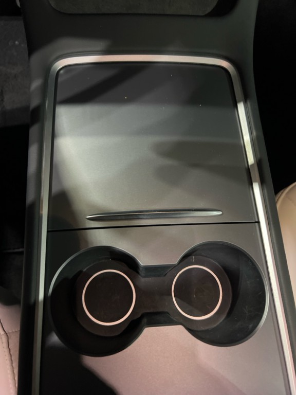 2023 Tesla Model Y Image 33