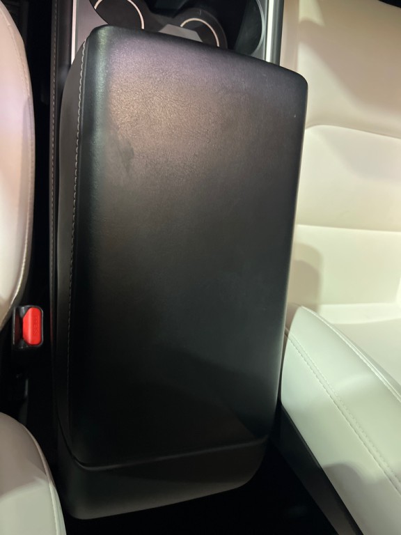 2023 Tesla Model Y Image 34