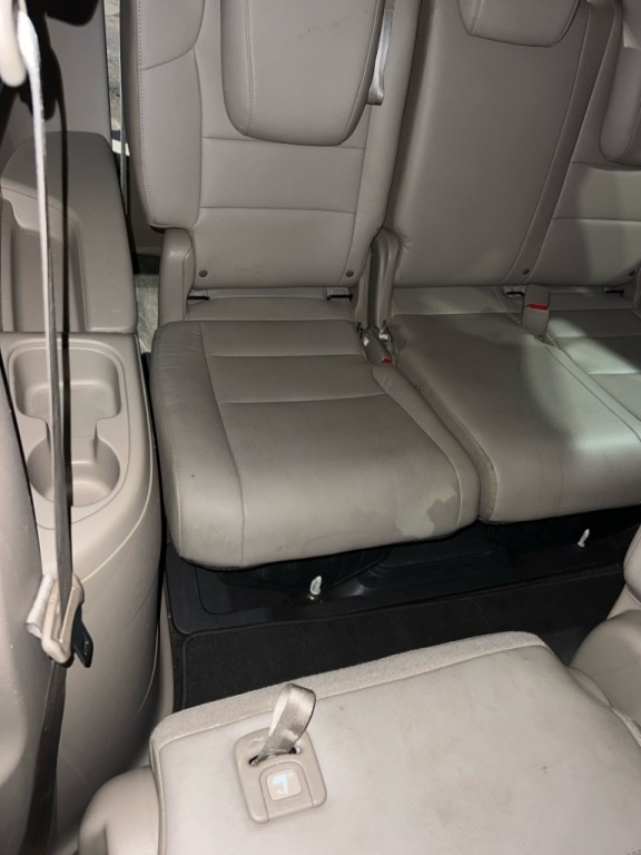 2014 Honda Odyssey Image 16