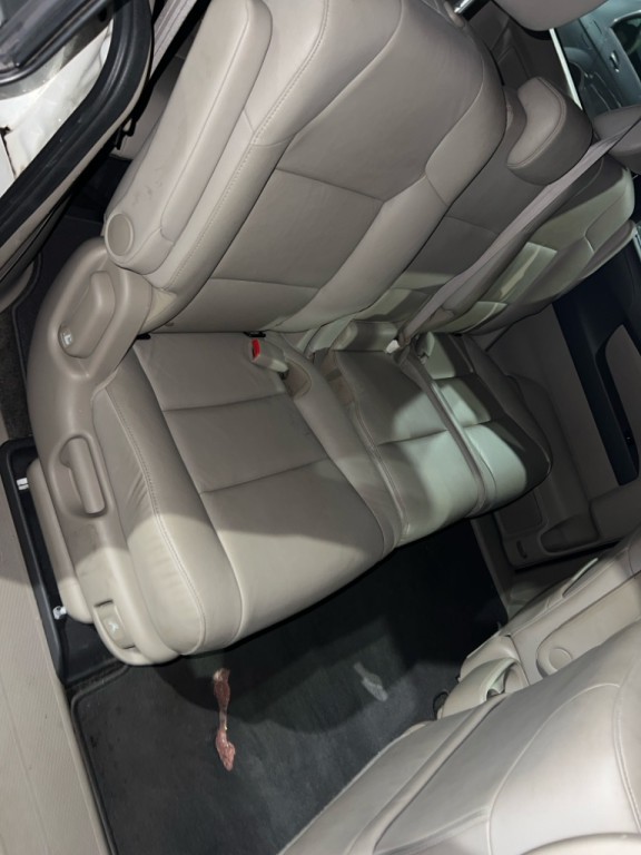 2014 Honda Odyssey Image 17