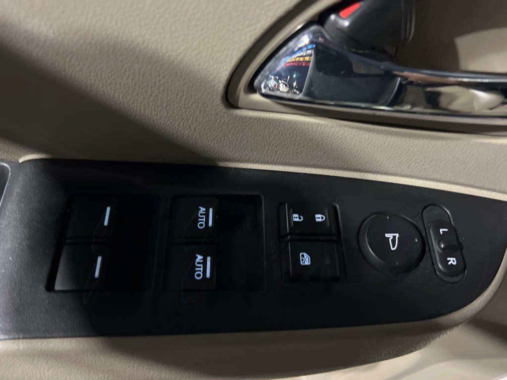 2014 Honda Odyssey Image 24
