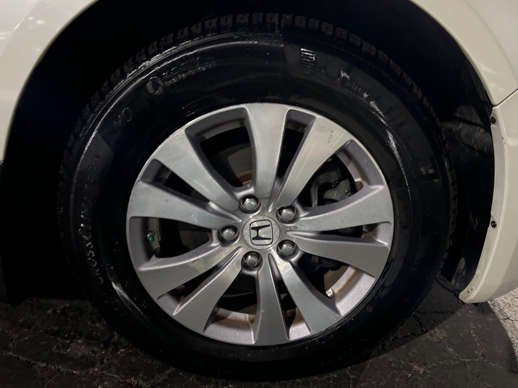 2014 Honda Odyssey Image 40