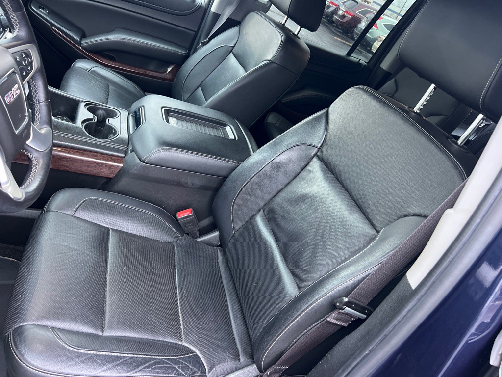 2017 GMC Yukon Image 11