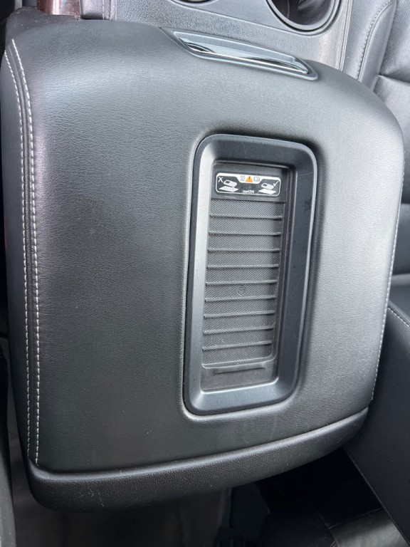 2017 GMC Yukon Image 39