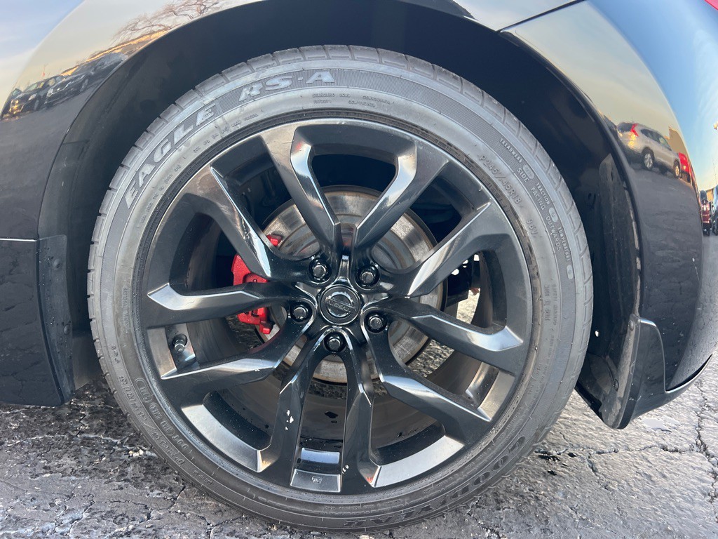 2012 Nissan 370Z Image 39