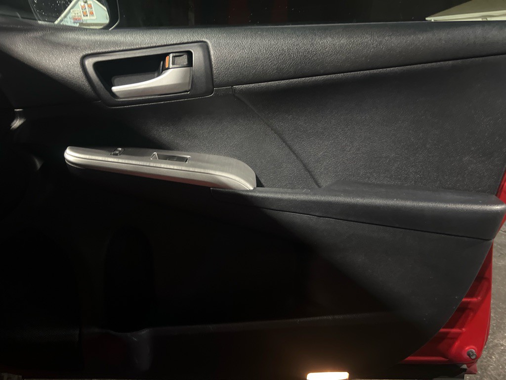 2012 Toyota Camry Image 17