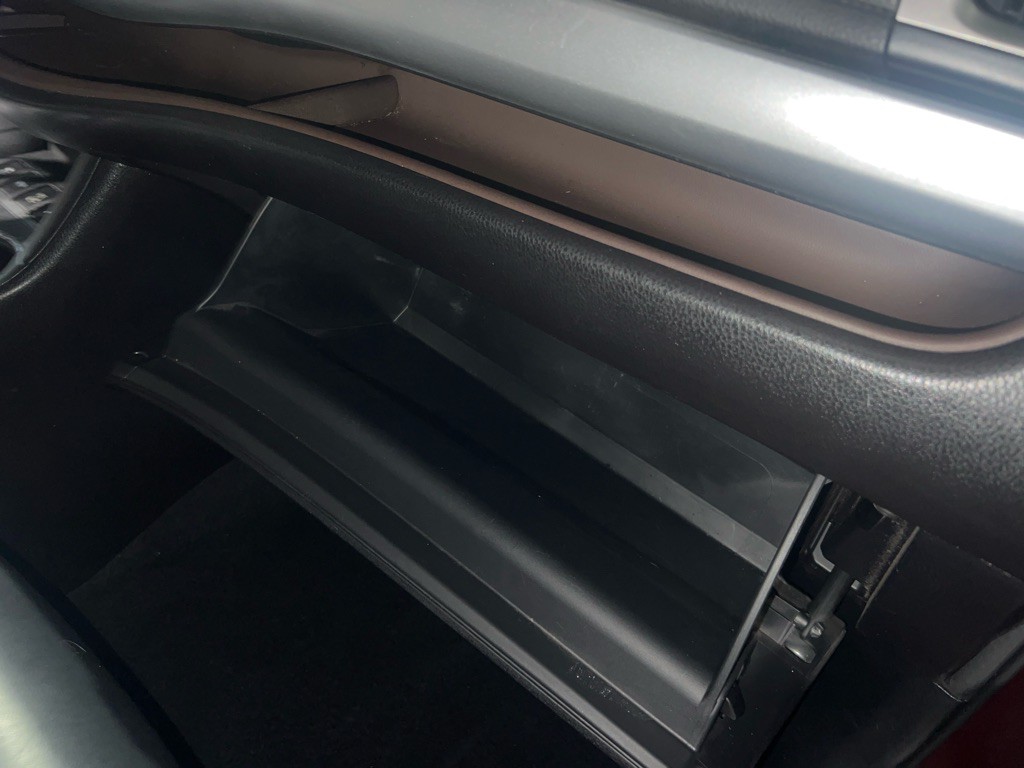 2017 Toyota Highlander Image 22