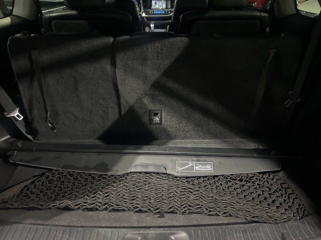 2017 Toyota Highlander Image 23