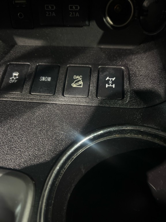 2017 Toyota Highlander Image 34